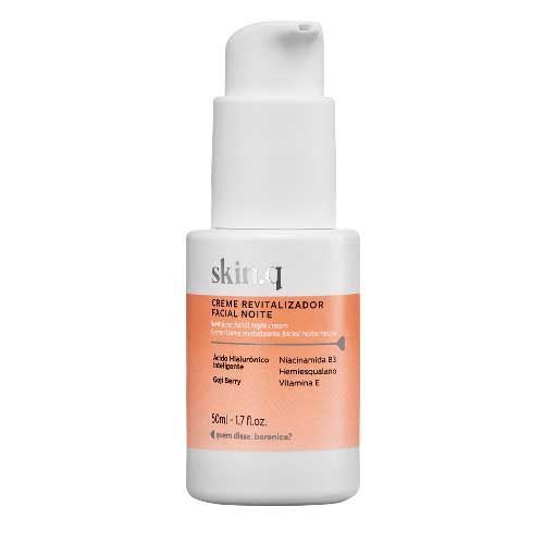 Creme Revitalizador Facial Noite Skin.q – 50ml – oBoticário, embalagem branca com doseador, textura leve e fórmula com Ácido Hialurónico, Goji Berry e Vitamina E.