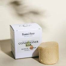 O Conditioner Bar para Cabelo Normal Azeite e Proteína Bam & Boo é um produto natural formulado para condicionar e hidratar suavemente o cabelo normal.