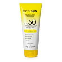 Protetor solar corporal Boti.Sun FPS 50, embalagem amarela com 200 g em destaque sobre fundo branco