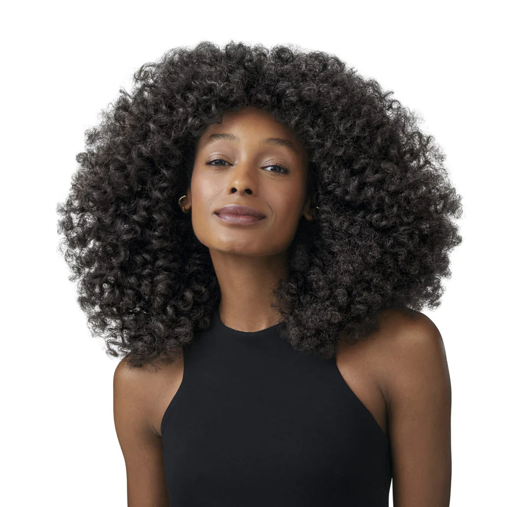 Resultado de cabelo cacheado nutrido com Match Ciência das Curvas