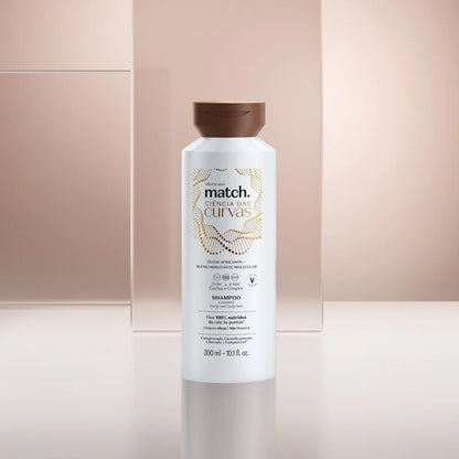 Frasco do Shampoo Match Ciência das Curvas com 7 Óleos Africanos