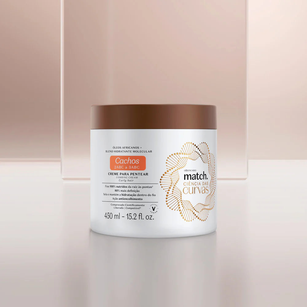 Creme para pentear cachos textura cremosa detalhe