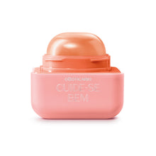 Hidratante Labial Pessegura – 6,2g – Cuide-se Bem – oBoticário, embalagem rosa com tampa coral e fórmula cremosa que hidrata e colore os lábios em tom coral suave.