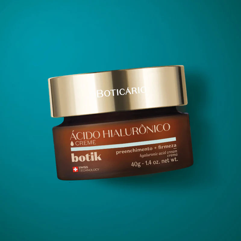 Creme facial Botik Ácido Hialurónico 40g em frasco castanho sobre fundo azul