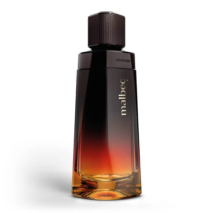 Perfume Malbec X frasco elegante com degradé âmbar em fundo neutro