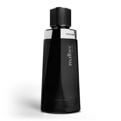 Frasco Malbec Black oBoticário em fundo branco, vista frontal.