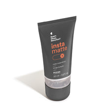 Primer InstaMatte Quem Disse, Berenice? 20 ml – embalagem preta com tampa fosca e detalhes em laranja, acabamento mate instantâneo.