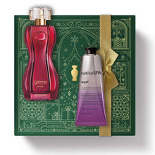 Kit de Natal oBoticário Glamour Diva + Açaí — caixa verde com laço dourado, perfume vermelho e creme de mãos lilás, presente feminino elegante e vibrante.