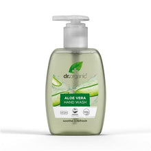 Frasco transparente de sabonete líquido Dr. Organic Aloé Vera, com líquido verde-claro, doseador prateado e rótulo verde frontal, 250 ml.