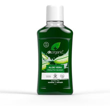 Frasco verde transparente de elixir oral de 500 ml, com tampa branca e rótulo branco e verde de aloé vera.