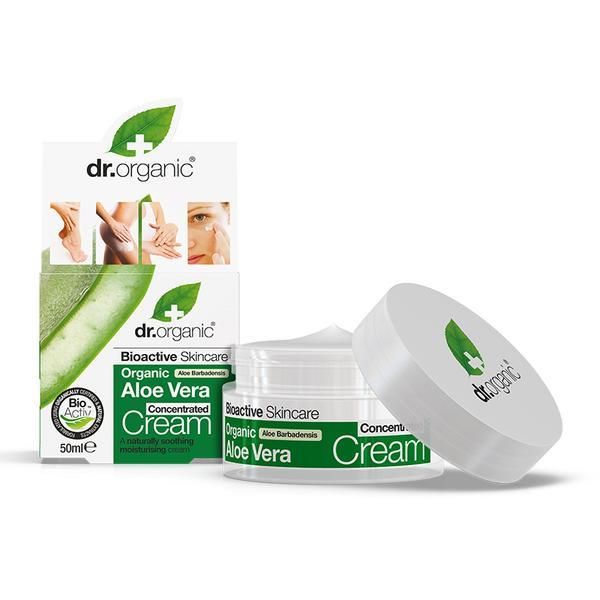 Creme Concentrado Aloe Vera Bio Dr. Organic 50 ml em boião branco aberto, acompanhado pela respetiva caixa verde e branca.