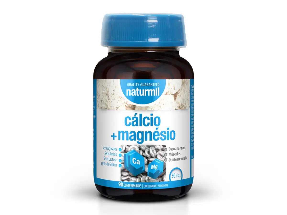 Frasco castanho de Cálcio + Magnésio Naturmil, com tampa azul e rótulo branco e azul, contendo 90 comprimidos.